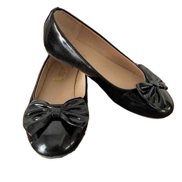 Circus by Sam Edelman Girls Shiny Black Bow Flat 2 - Picture 1 of 10